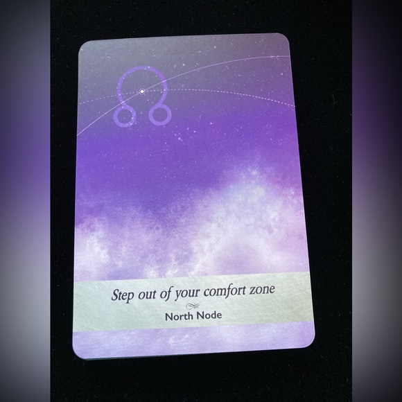 Moonology Oracle Cards. #44 Cards & guide book by Yasmin Boland with storage box - Picture 9 of 11